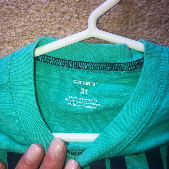 T-shirt 3t worn once. Super cute for Easter time - Picture 2 of 2